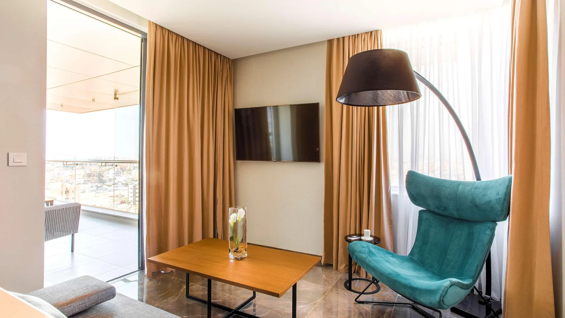 Hotel Radisson Blu Hotel, Larnaca