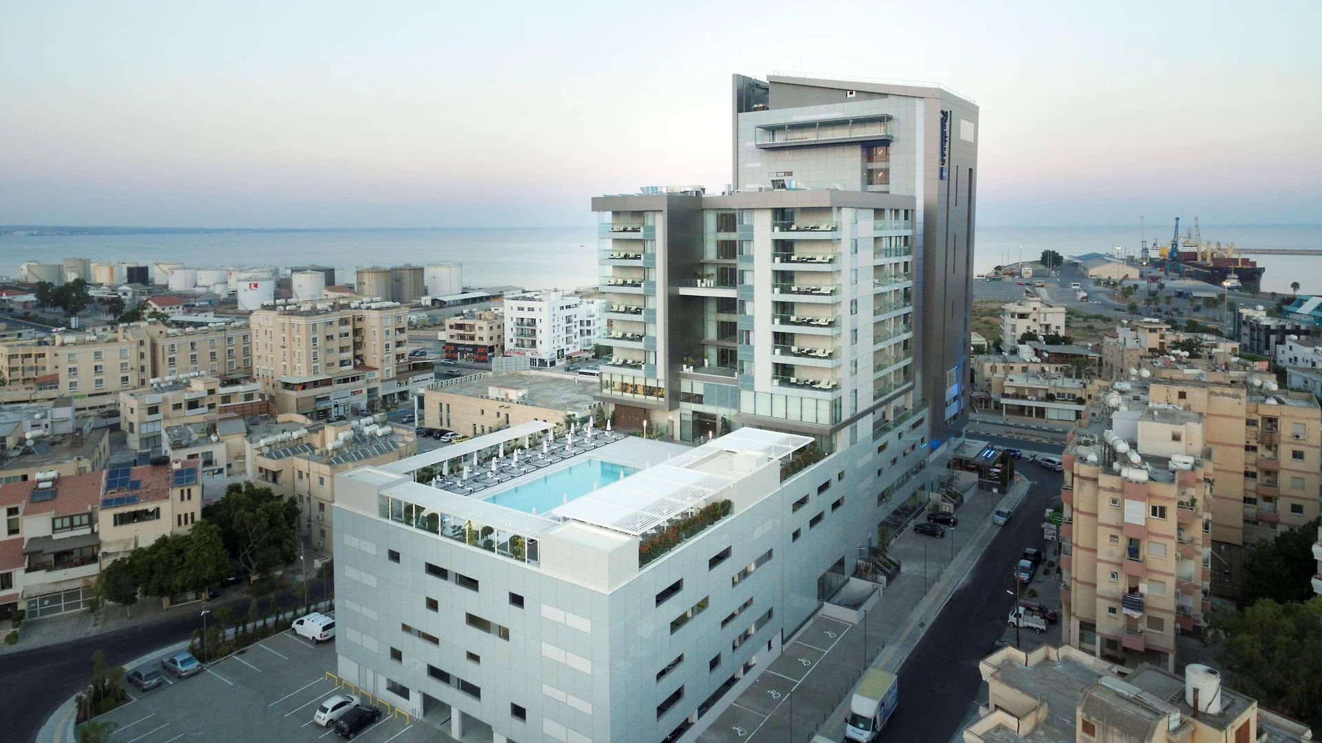 Radisson Blu Hotel, Larnaca 5*,  Chypre